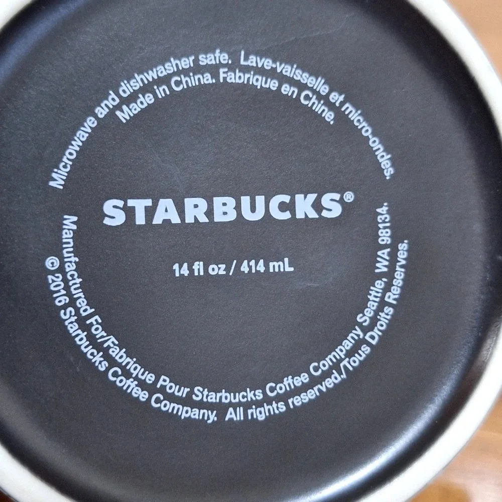 Starbucks 2016 Ceramic Black Christmas Mug Christmas Ornament Pattern 14 fl oz